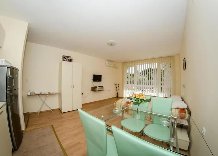 Apartamento And Orchid Noks Sunny Beach