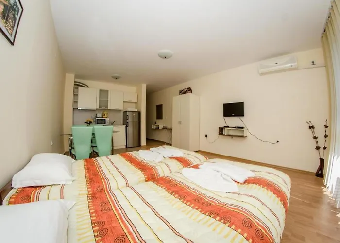 Apartman And Orchid Noks *