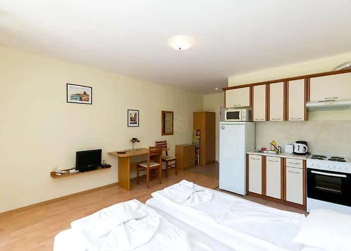 And Orchid Noks Apartman