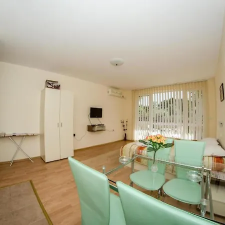 Apartmán And Orchid Noks Sluneční pobřeží