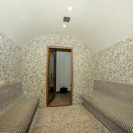 And Orchid Noks Sluneční pobřeží